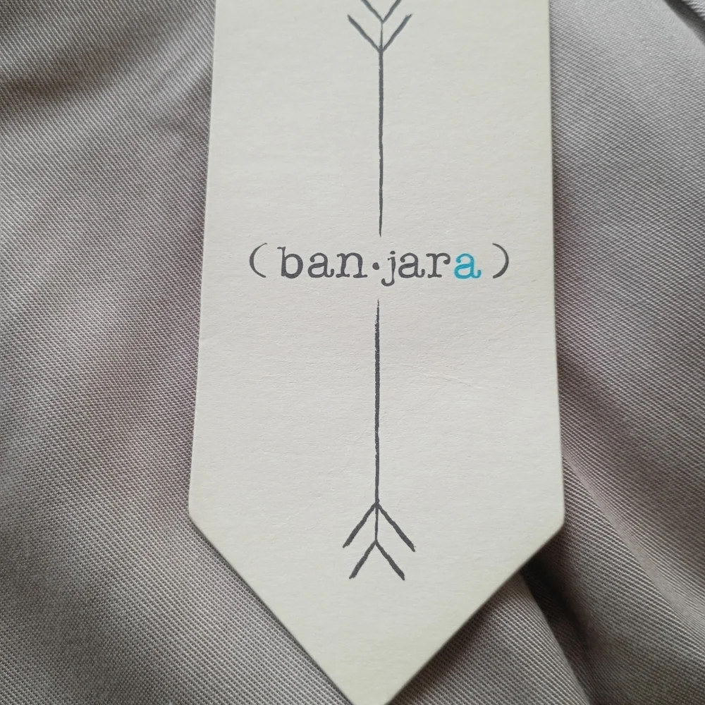 Banjara Beige Baggy Trouser Pants SZ M NWT